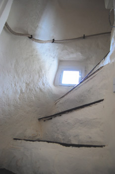 Rope Stair rail in situ Rope Stair rail in situ