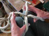 Stair rope knot 01
