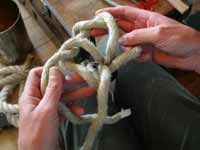 Stair rope knot 02