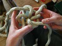 Stair rope knot 03